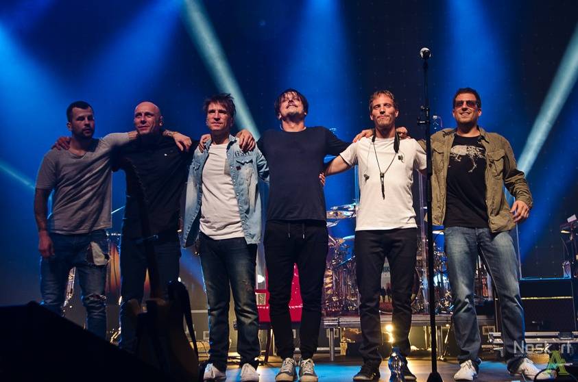 S Chinaski zpíval ve Foru Karlín i fanoušek Jakub