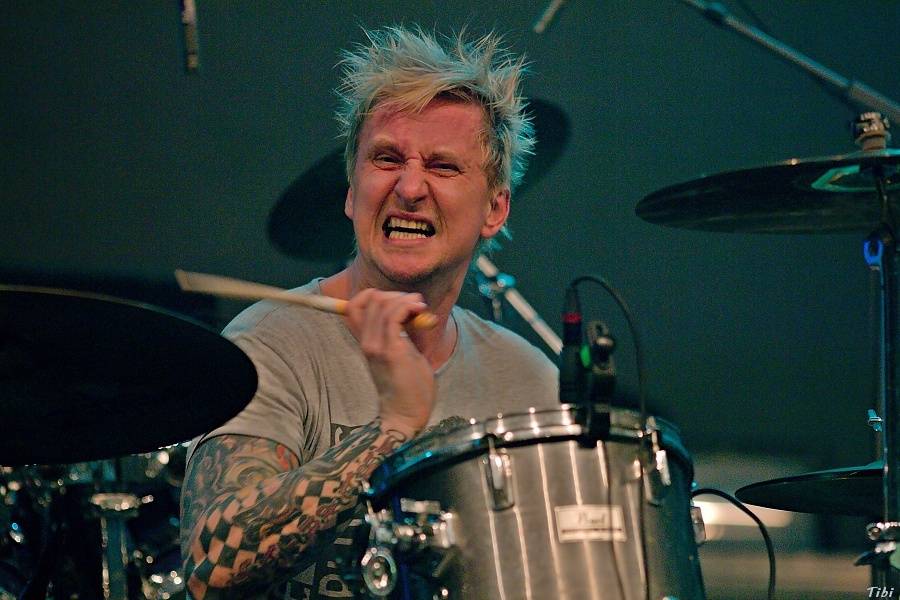 Visací zámek měl na oslavě 33 let ukřižovanou striptérku i prezidenta republiky