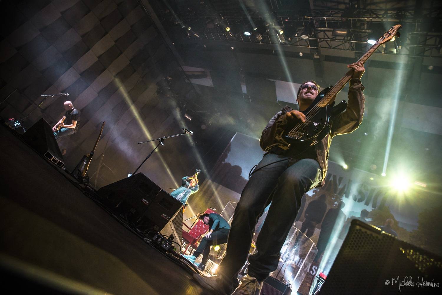 Potřetí aplaudovalo koncertu Chinaski plné Forum Karlín