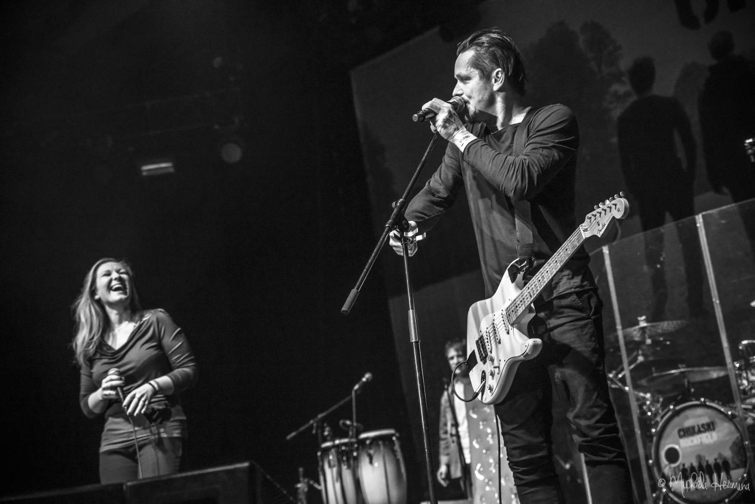 Potřetí aplaudovalo koncertu Chinaski plné Forum Karlín