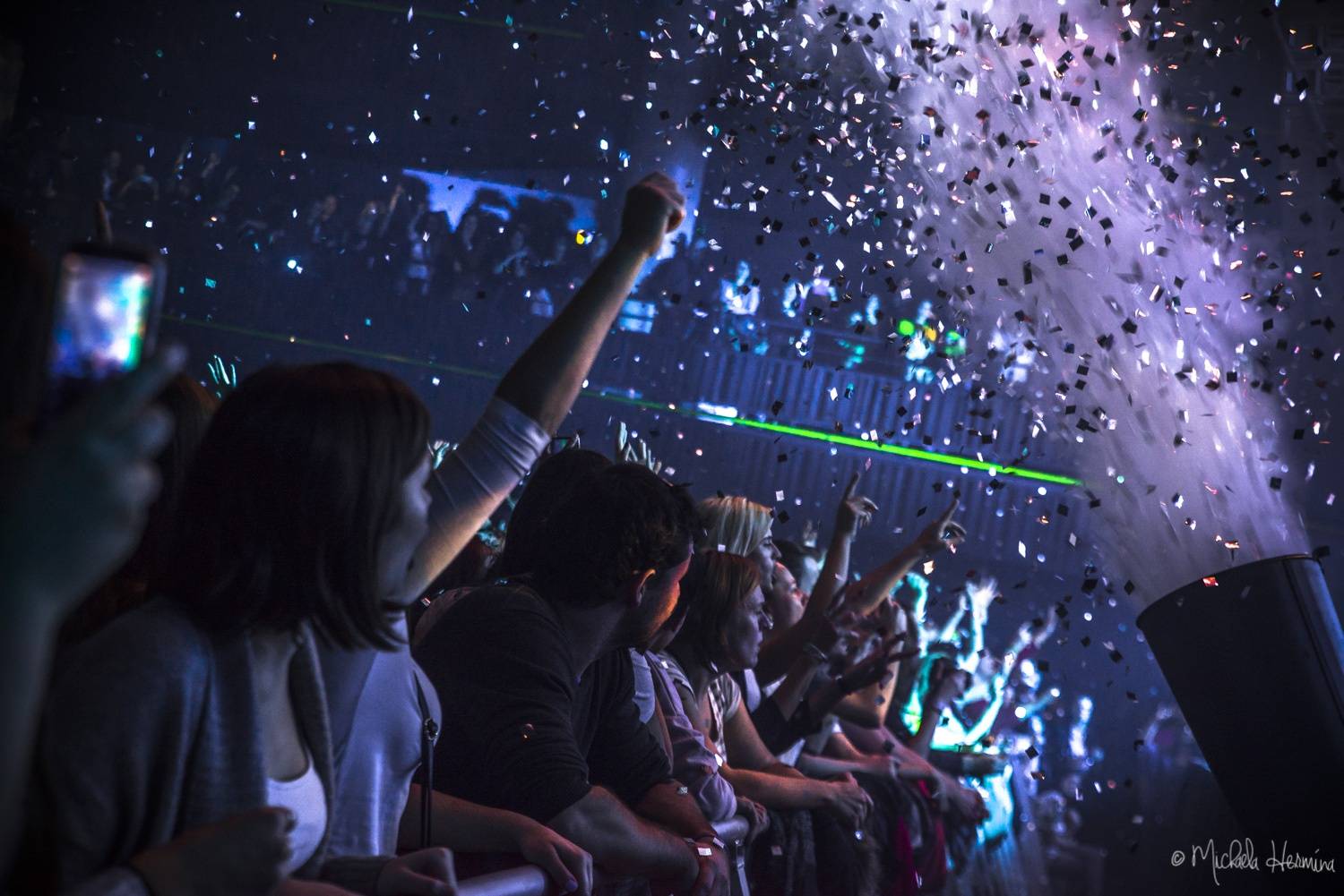 Potřetí aplaudovalo koncertu Chinaski plné Forum Karlín