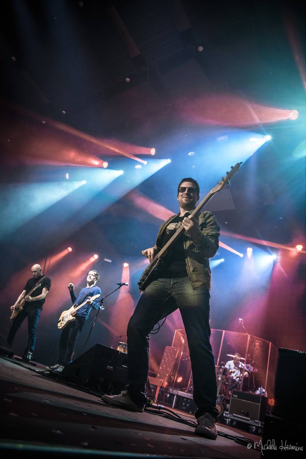 Potřetí aplaudovalo koncertu Chinaski plné Forum Karlín