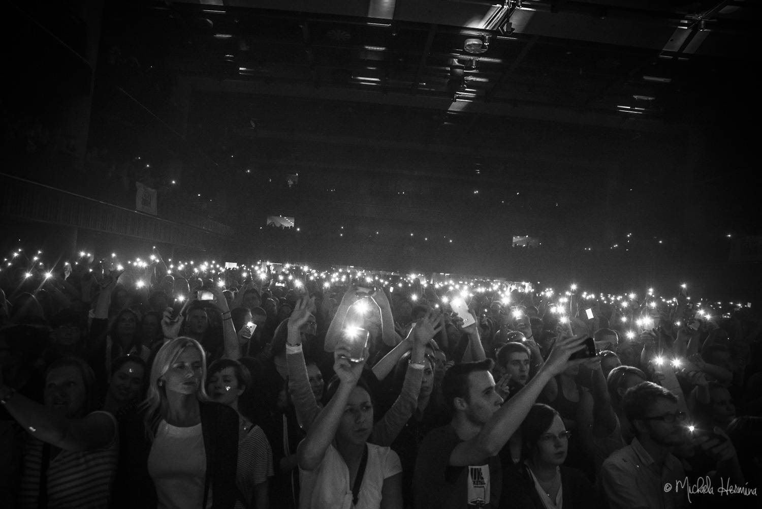 Potřetí aplaudovalo koncertu Chinaski plné Forum Karlín