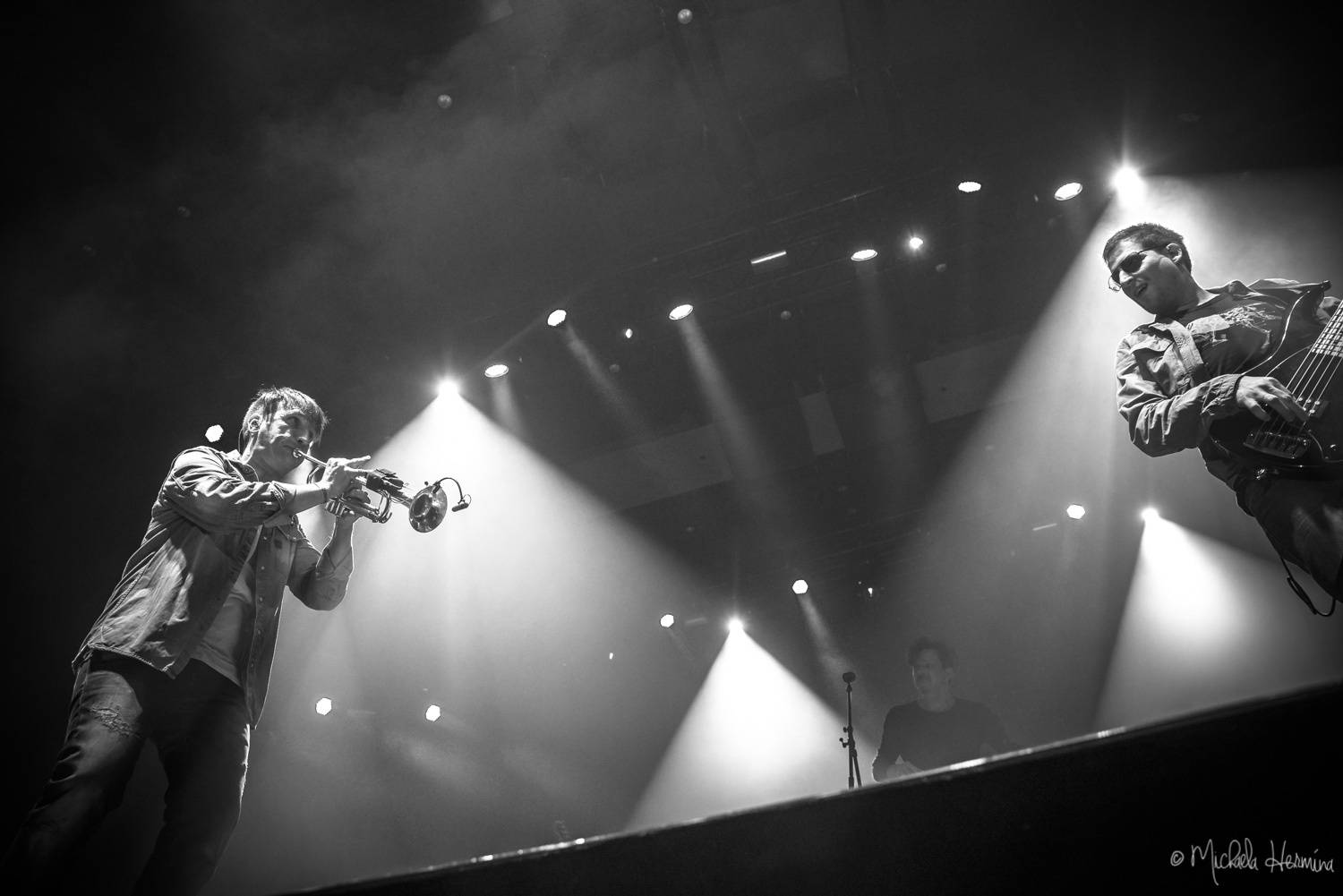 Potřetí aplaudovalo koncertu Chinaski plné Forum Karlín