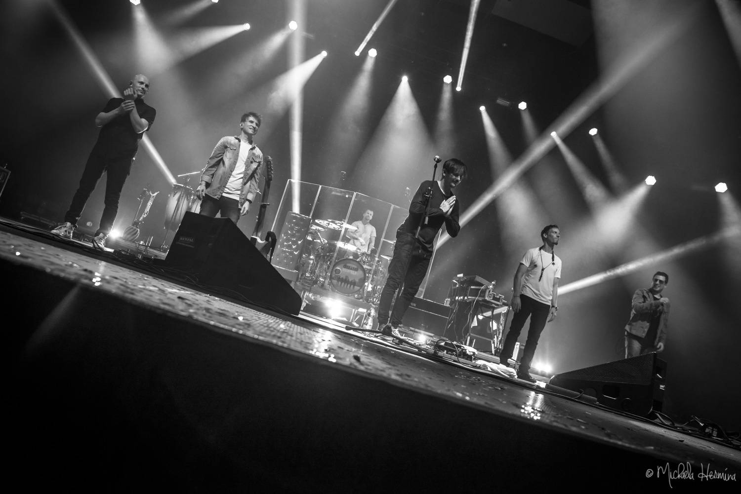 Potřetí aplaudovalo koncertu Chinaski plné Forum Karlín