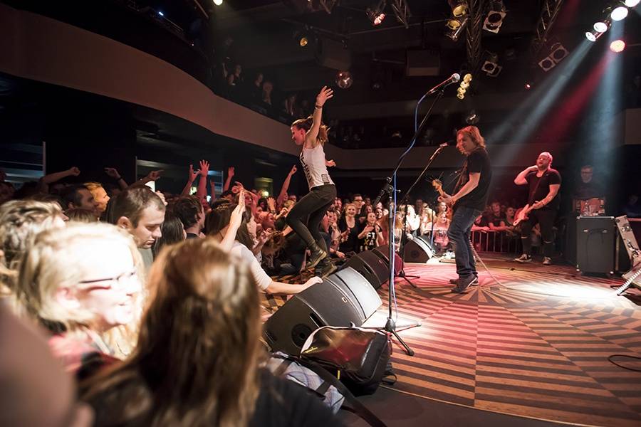 Vypsaná Fixa křtila v Lucerna Music Baru nový klip a rozjela vánoční party