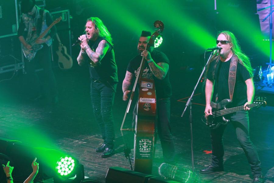 Z O2 areny rovnou do klubu: Kabát vyprodal brněnské Sono centrum