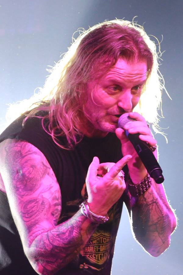 Z O2 areny rovnou do klubu: Kabát vyprodal brněnské Sono centrum