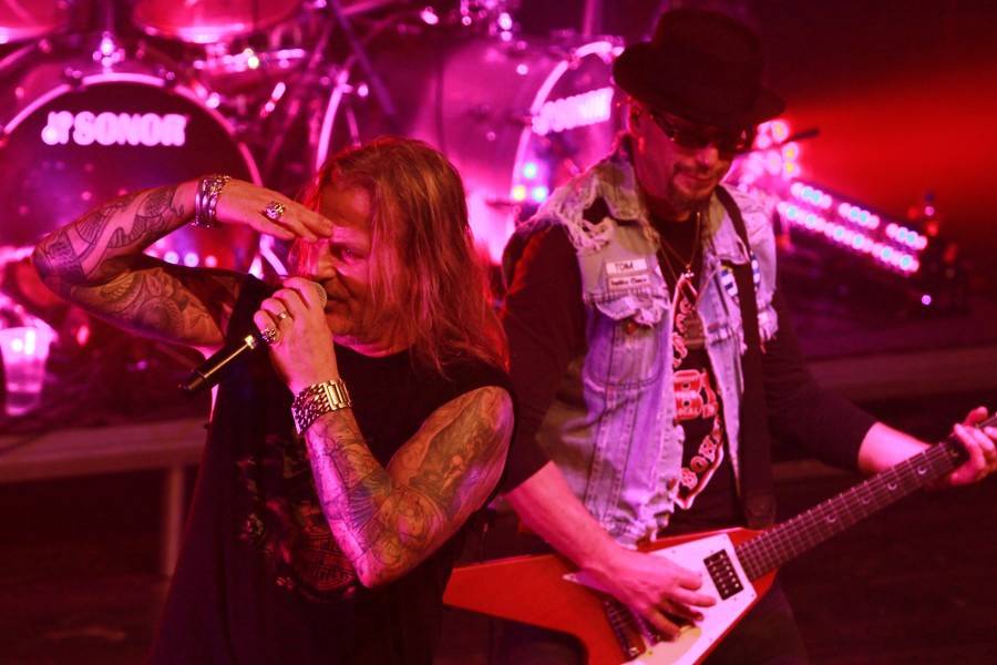 Z O2 areny rovnou do klubu: Kabát vyprodal brněnské Sono centrum