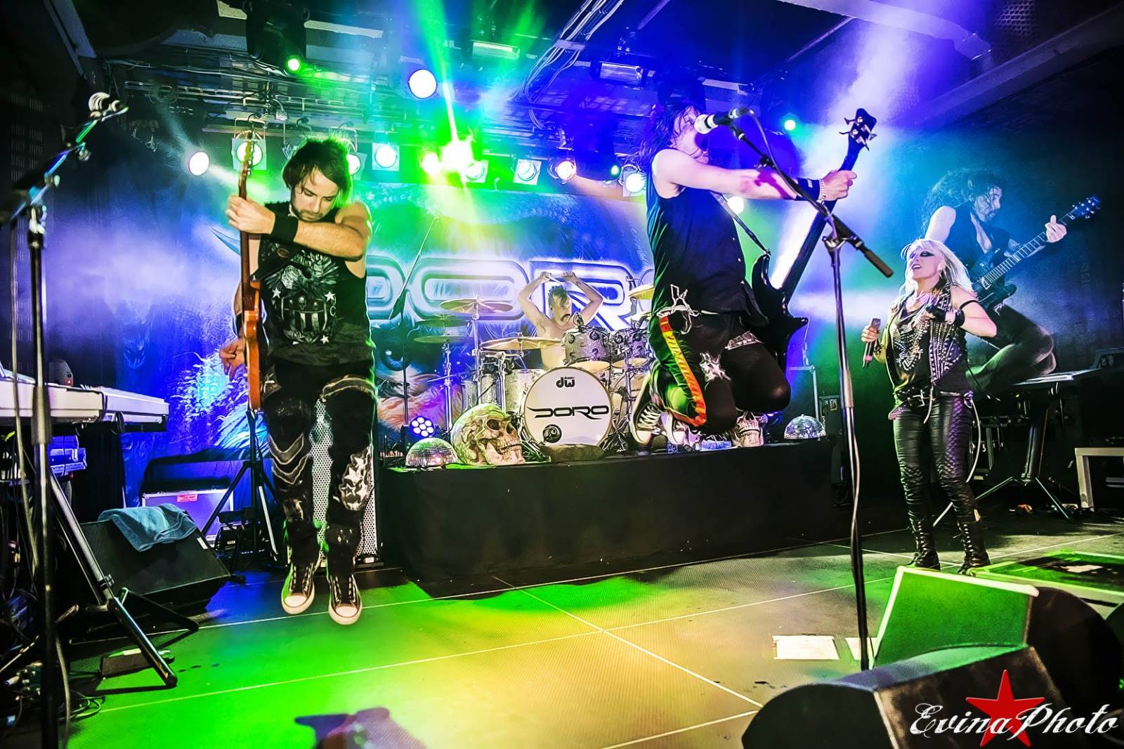 Doro Pesch ví, jak vyzrát na věk. V Praze řádila jako zamlada