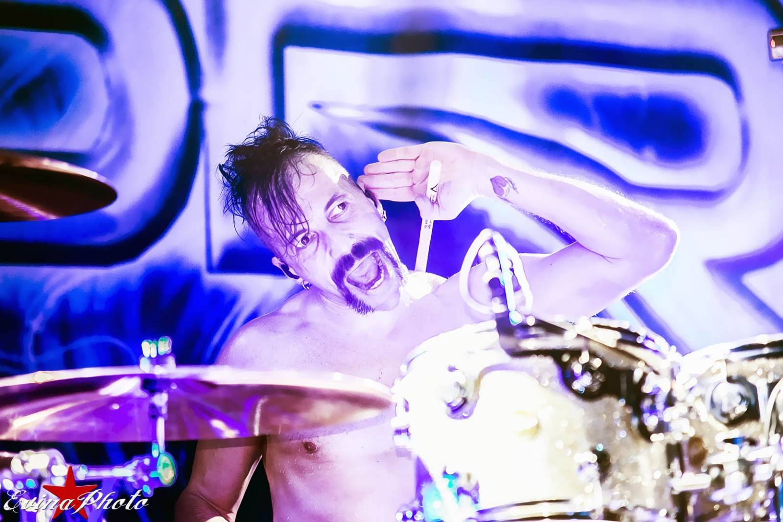 Doro Pesch ví, jak vyzrát na věk. V Praze řádila jako zamlada