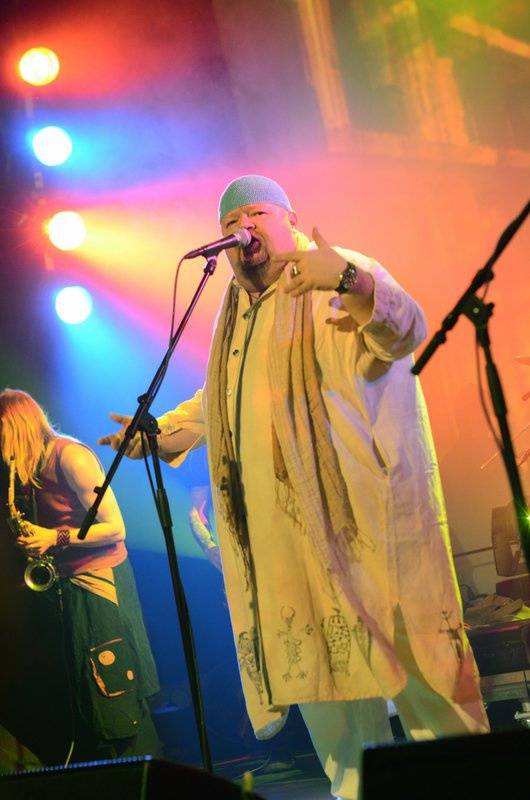 Čankišou křtili v Brně desku šamanovicí