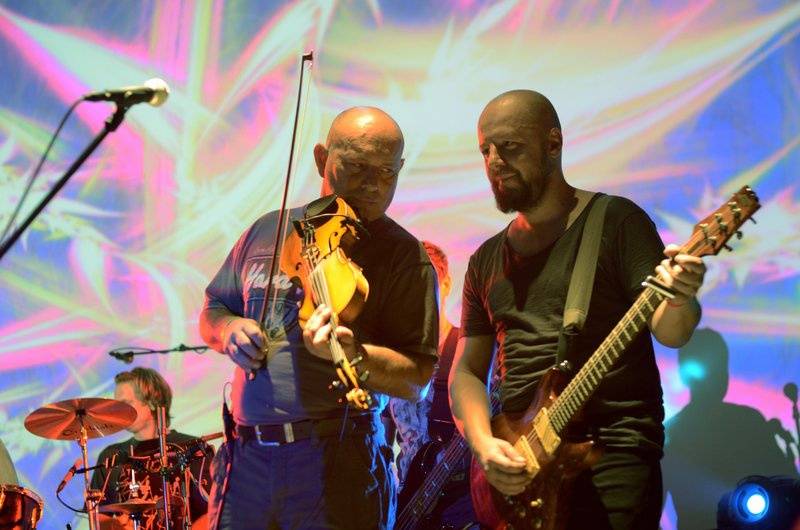 Čankišou křtili v Brně desku šamanovicí