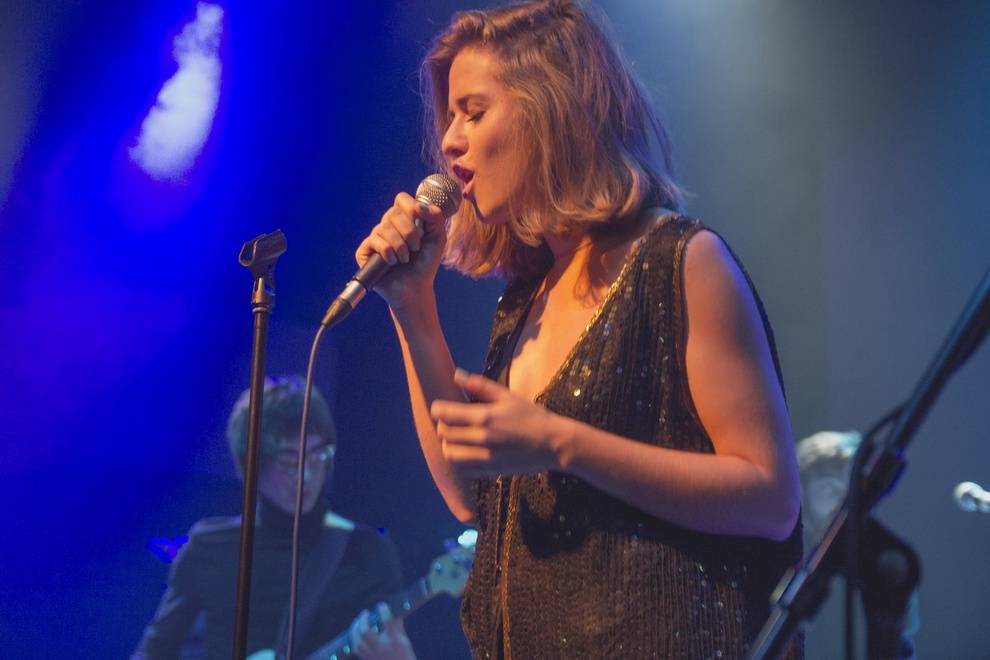 Emma Smetana křtila nový klip v Lucerna Music Baru. A byla skvělá