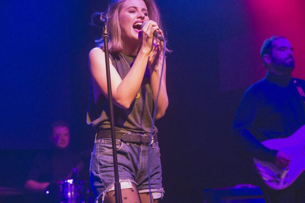 Emma Smetana křtila nový klip v Lucerna Music Baru. A byla skvělá