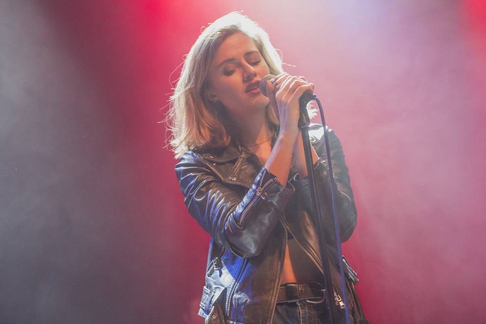 Emma Smetana křtila nový klip v Lucerna Music Baru. A byla skvělá