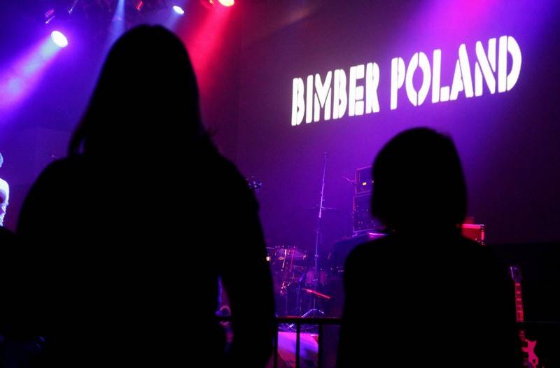 Před Vánoci drnčili v Lucerna Music Baru The Snuff, výtěžek šel na charitu