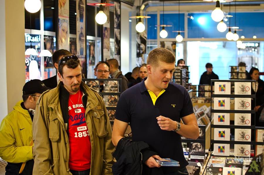 Barbora Poláková není Nafrněná, podepsala desku a pozvala na Žebřík