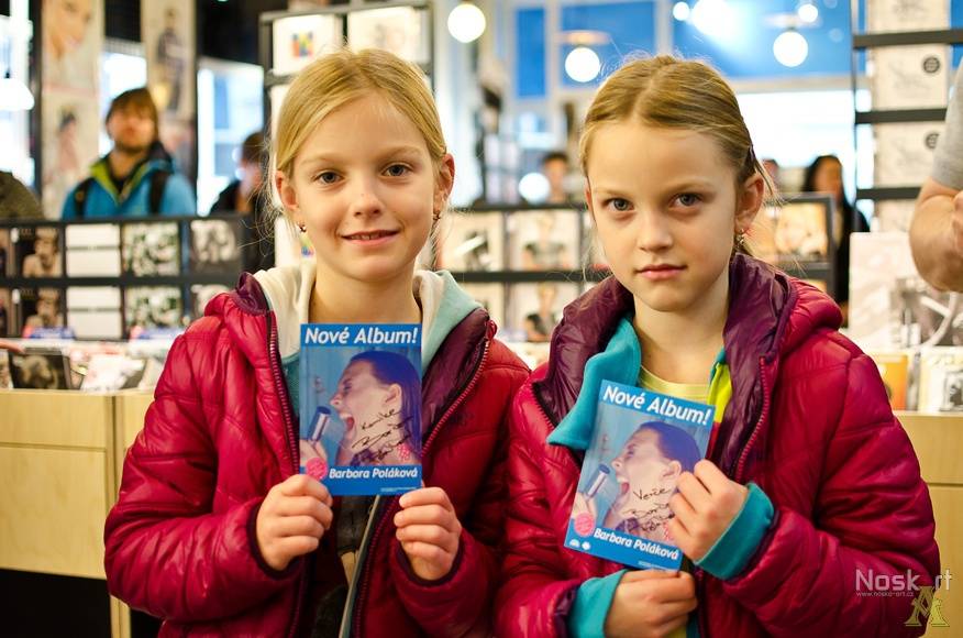 Barbora Poláková není Nafrněná, podepsala desku a pozvala na Žebřík