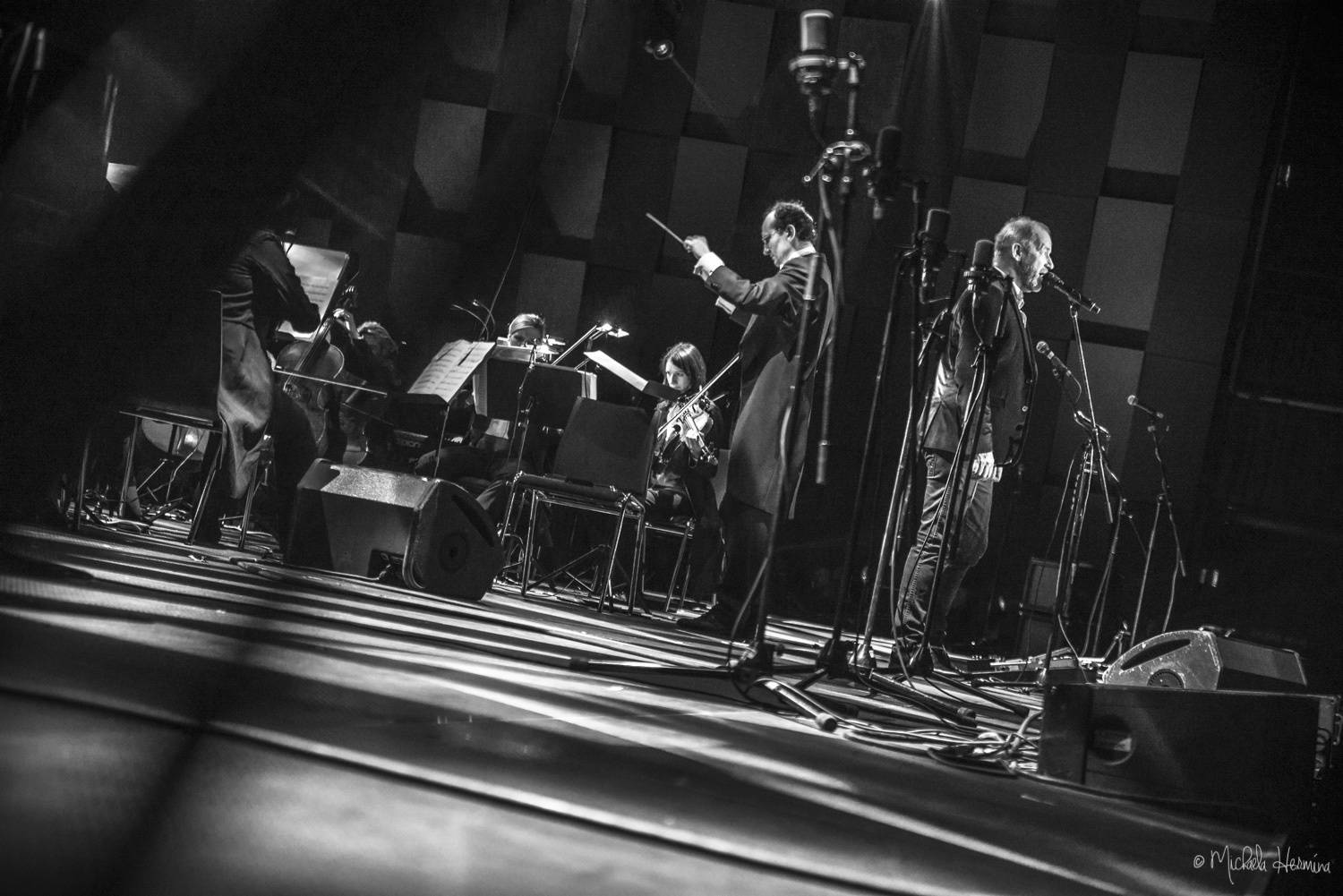 V Karlíně zářily vánoční hvězdy - Chinaski, Miro Žbirka, Michal Hrůza či Marek Ztracený