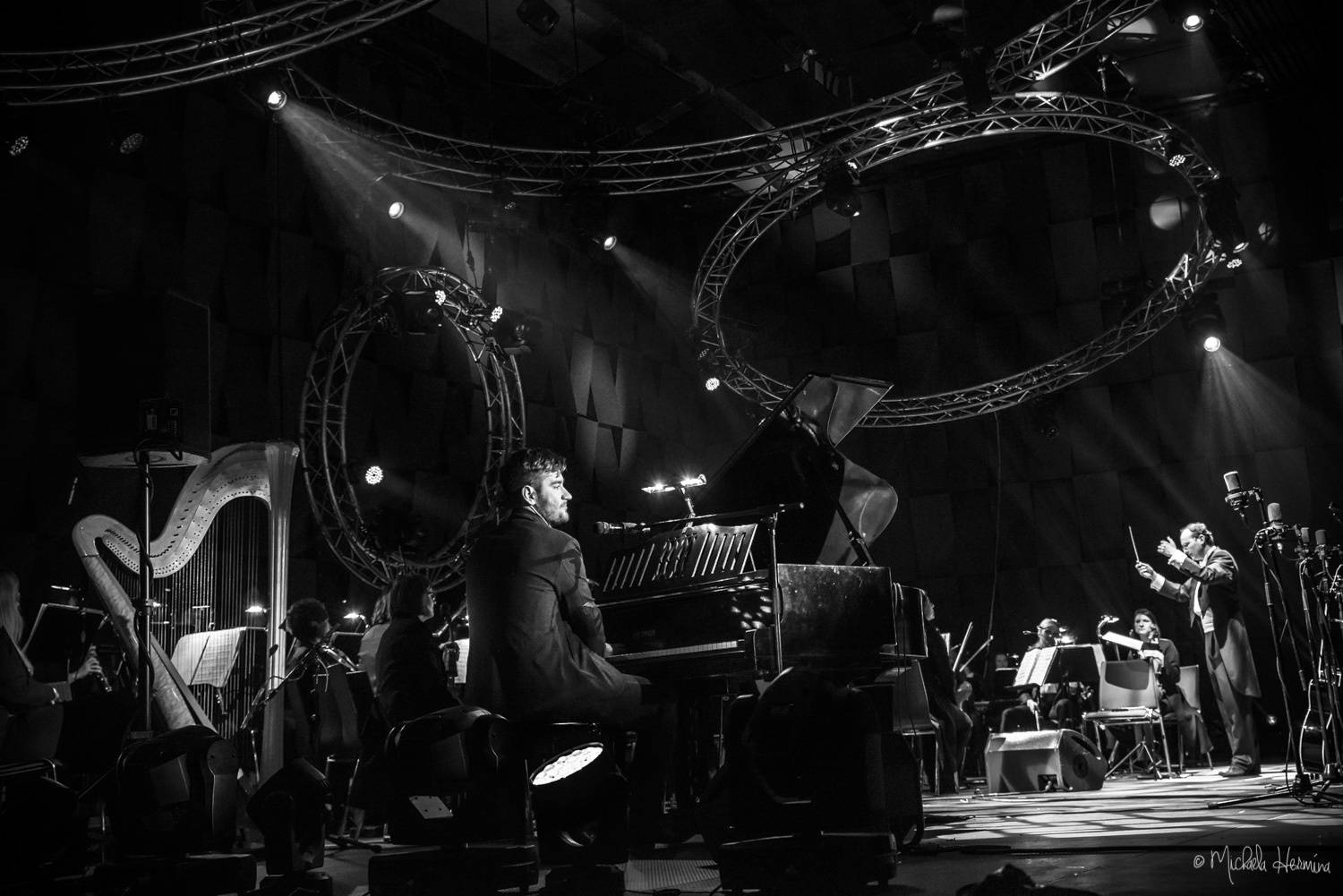 V Karlíně zářily vánoční hvězdy - Chinaski, Miro Žbirka, Michal Hrůza či Marek Ztracený