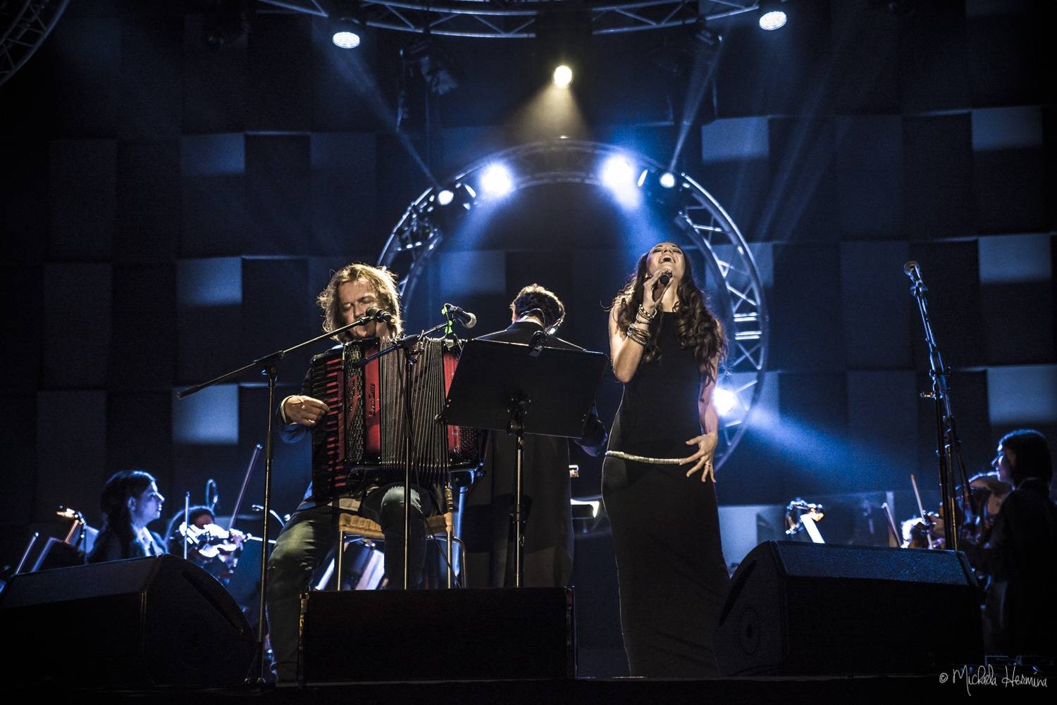 V Karlíně zářily vánoční hvězdy - Chinaski, Miro Žbirka, Michal Hrůza či Marek Ztracený