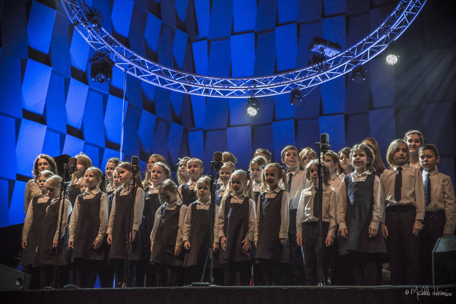 V Karlíně zářily vánoční hvězdy - Chinaski, Miro Žbirka, Michal Hrůza či Marek Ztracený