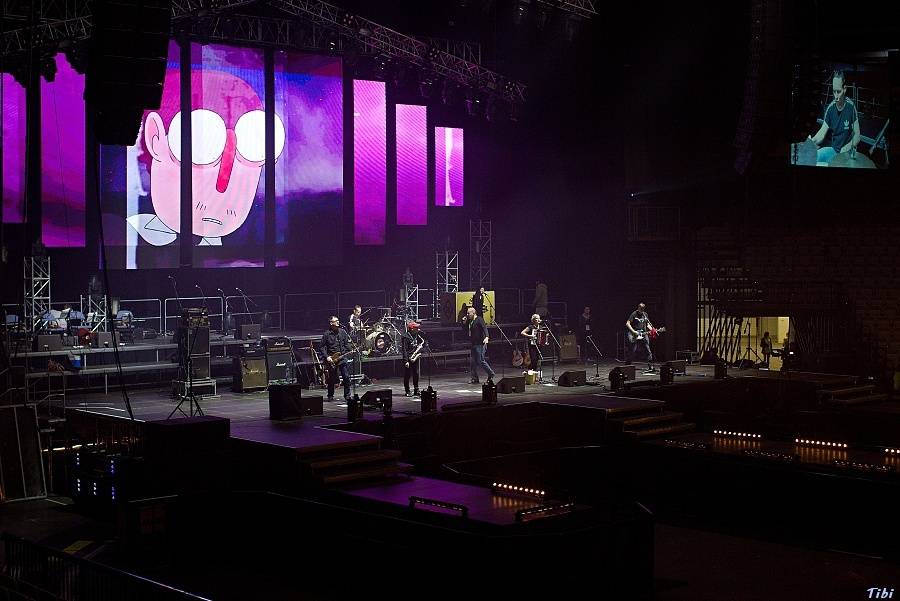 S kapelou Tři sestry na zkoušce, v zákulisí i na velkém koncertě v O2 areně