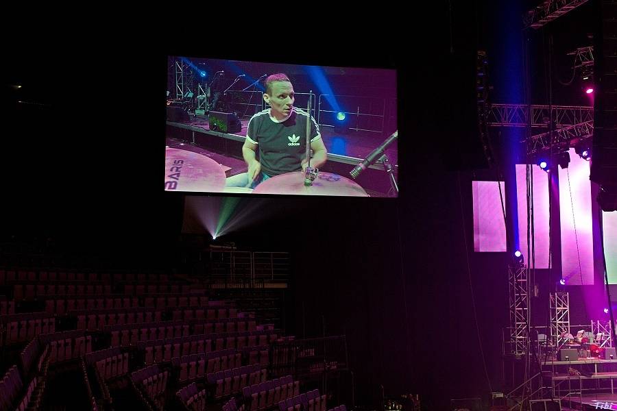 S kapelou Tři sestry na zkoušce, v zákulisí i na velkém koncertě v O2 areně