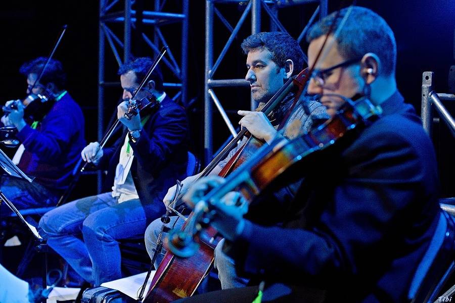 S kapelou Tři sestry na zkoušce, v zákulisí i na velkém koncertě v O2 areně