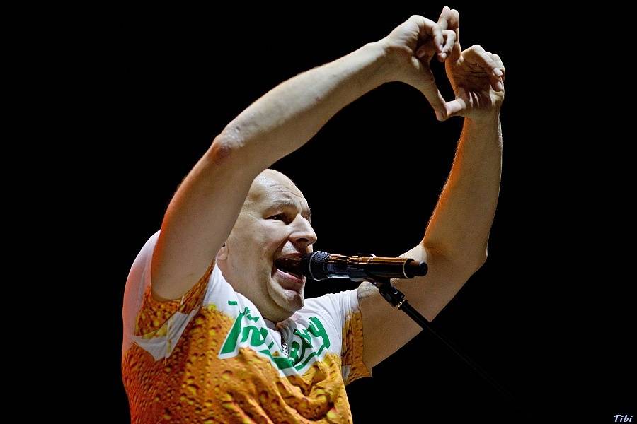 S kapelou Tři sestry na zkoušce, v zákulisí i na velkém koncertě v O2 areně