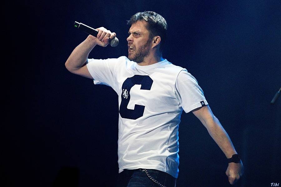 S kapelou Tři sestry na zkoušce, v zákulisí i na velkém koncertě v O2 areně