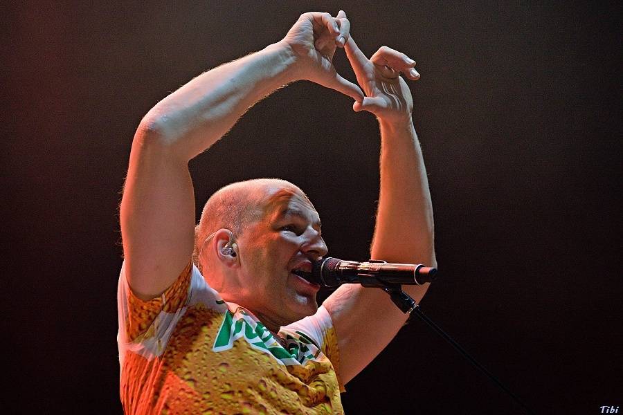 S kapelou Tři sestry na zkoušce, v zákulisí i na velkém koncertě v O2 areně