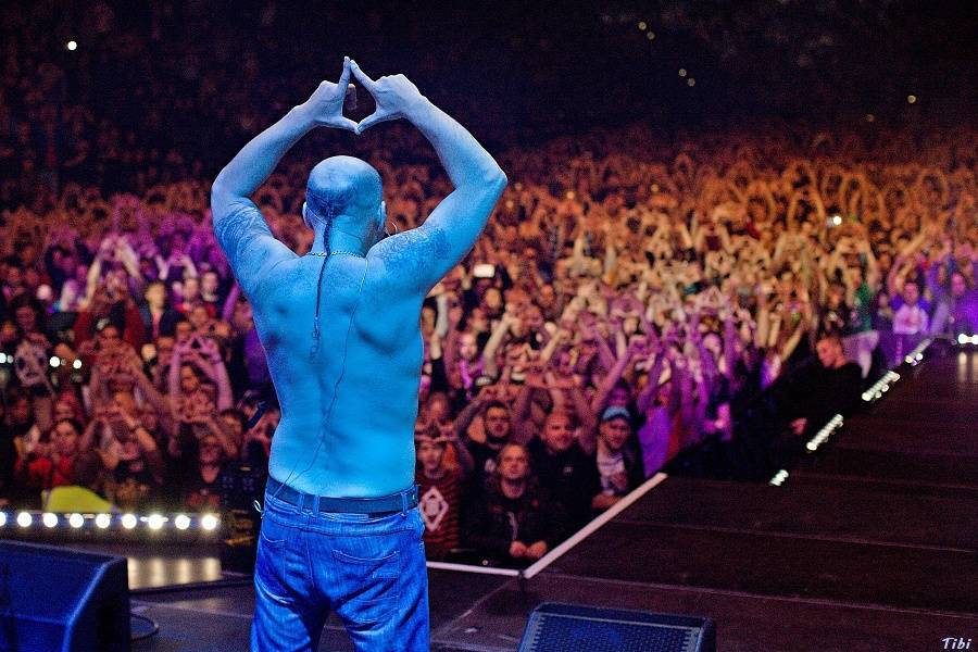 S kapelou Tři sestry na zkoušce, v zákulisí i na velkém koncertě v O2 areně