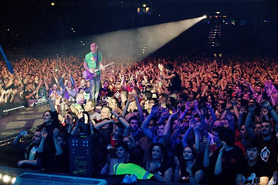 S kapelou Tři sestry na zkoušce, v zákulisí i na velkém koncertě v O2 areně