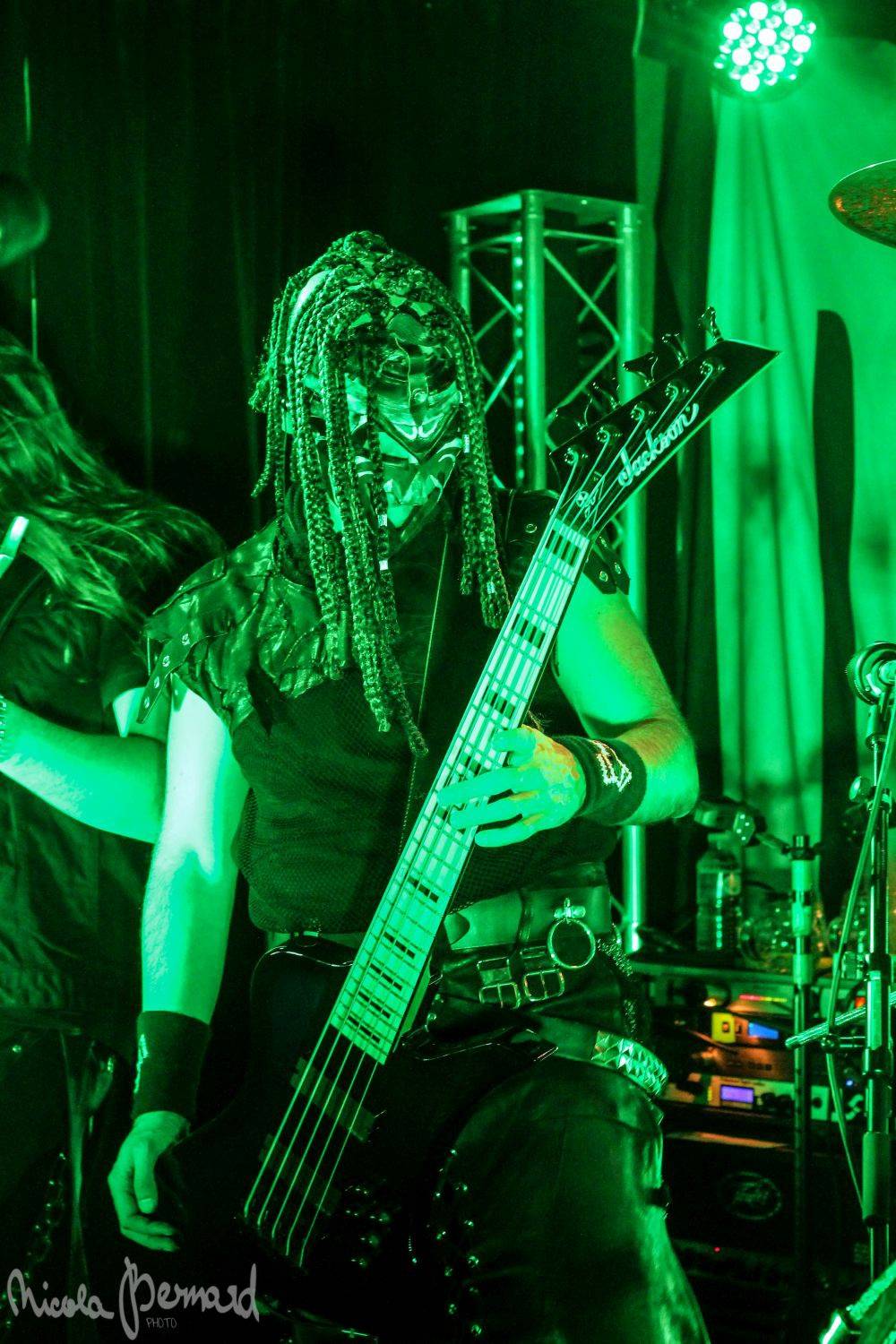 Dymytry mají za sebou 100 koncertů, rozdávali dárky a pozvali malého metalistu na pódium