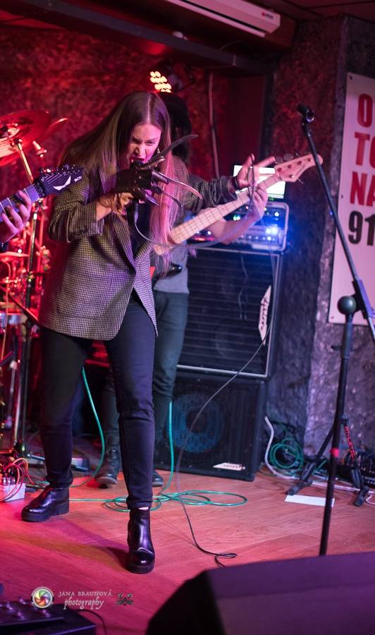 Vladivojsko spustilo metalový řev v Plzni