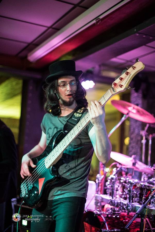 Vladivojsko spustilo metalový řev v Plzni