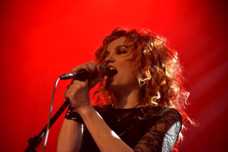 Precedens představili Ivu Marešovou coby svou novou zpěvačku v pražské Akropoli