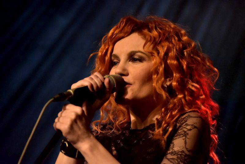 Precedens představili Ivu Marešovou coby svou novou zpěvačku v pražské Akropoli