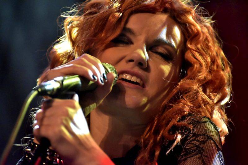 Precedens představili Ivu Marešovou coby svou novou zpěvačku v pražské Akropoli