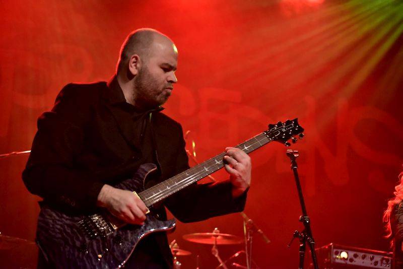 Precedens představili Ivu Marešovou coby svou novou zpěvačku v pražské Akropoli