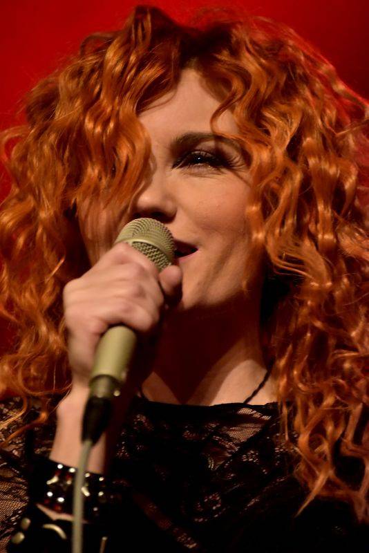 Precedens představili Ivu Marešovou coby svou novou zpěvačku v pražské Akropoli