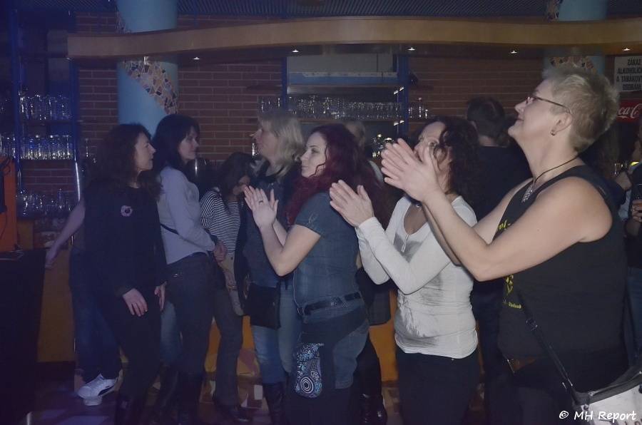 Rockové hity minulého století zněly Plzní. Hráli je X-Cover