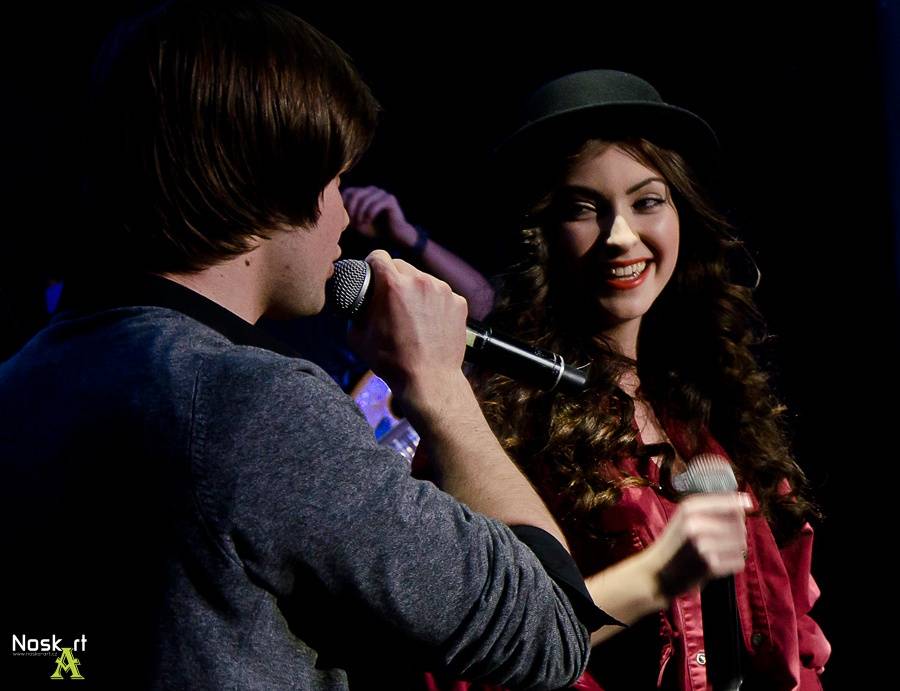 Emma Drobná, Štěpán Urban a další finalisté SuperStar vytáhli fanoušky do SaSaZu