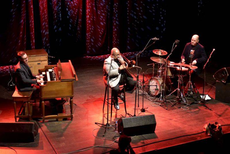 Fred Wesley, který skládal písně pro Jamese Browna, v Praze čaroval s trombonem