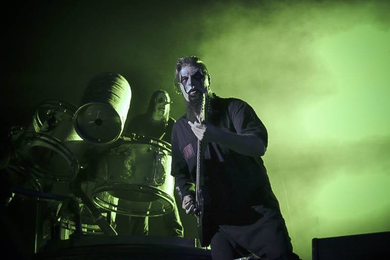Děsivé masky a metalová řežba v Praze: Slipknot druhým objektivem