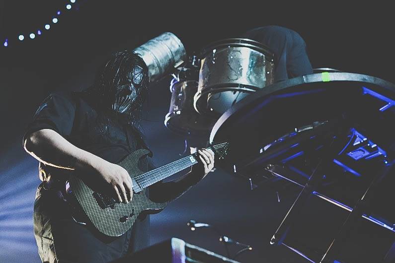Děsivé masky a metalová řežba v Praze: Slipknot druhým objektivem