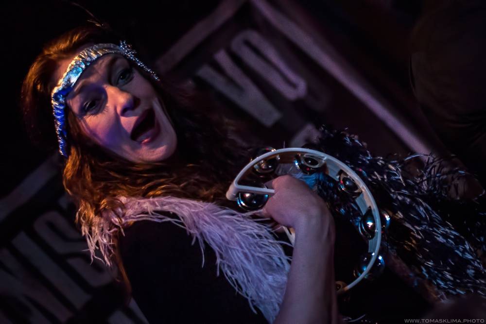 Sto zvířat vystavělo v Praze Ministerstvo mýho nitra