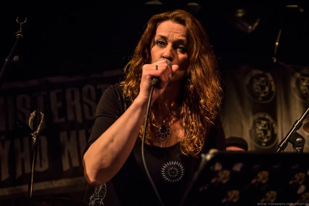 Sto zvířat vystavělo v Praze Ministerstvo mýho nitra